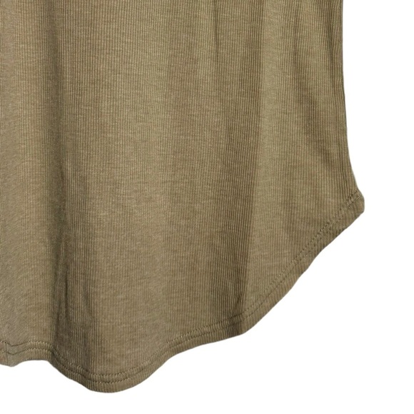 Chaser Ribbed Scoop Neck Open Back with Knotted Criss Cross Straps Tan T-shirt M - Picture 9 of 16